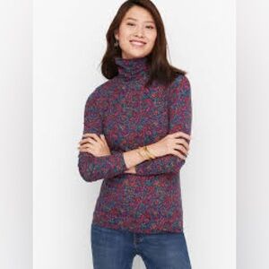 TALBOTS COTTON TURTLENECK - CHARLESTOWN PAISLEY| SMALL